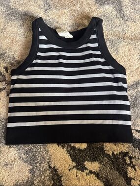 Zyia Cropped tank with built in bra